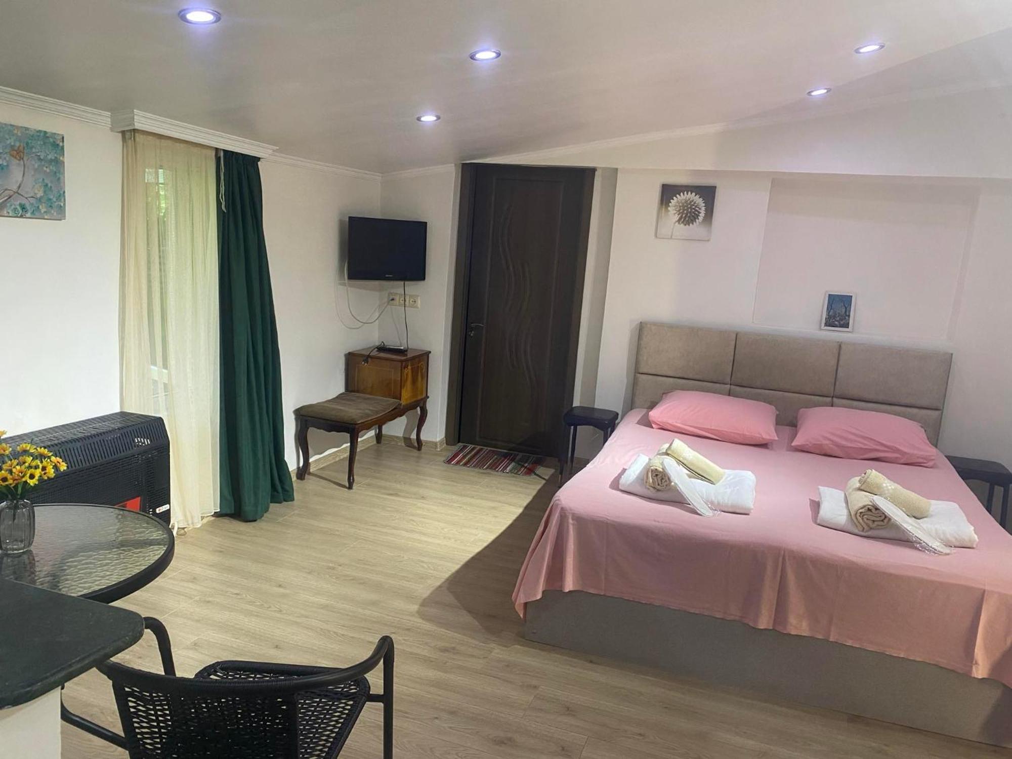 Batumi Apartment With Terrace מראה חיצוני תמונה